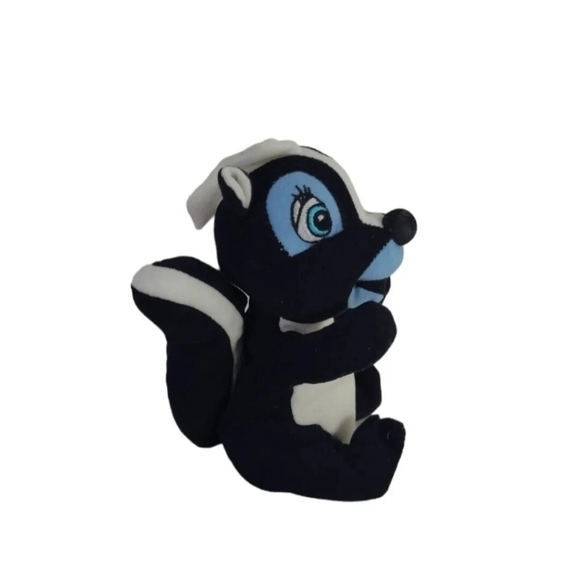 Disney Bambi Skunk Flower Plush Stuffed Animal  Bean Bag Walt Disney Company 6¼" - Picture 2 of 7